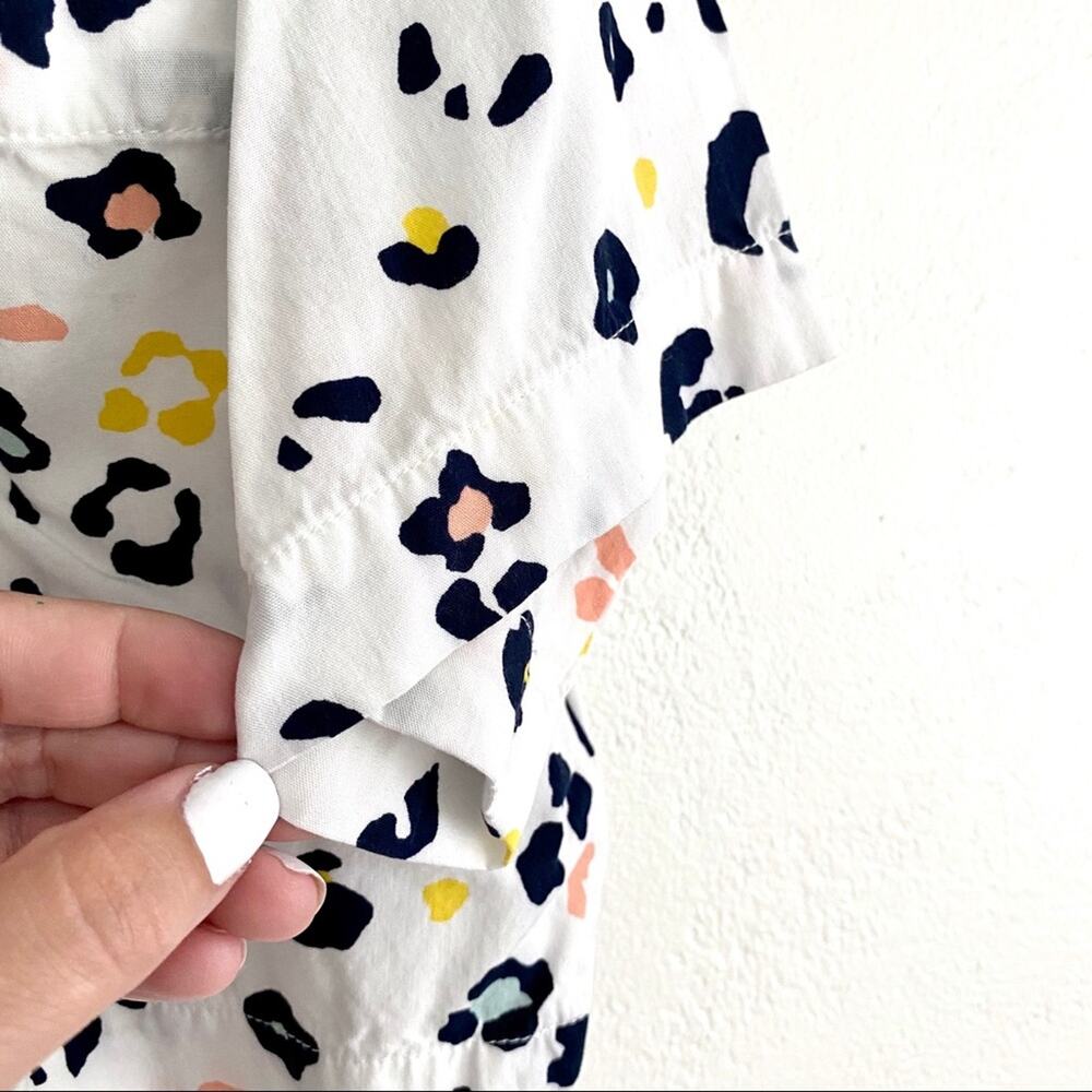 Forever 21 Cropped Colorful Leopard Top Size Small - Picture 9 of 12